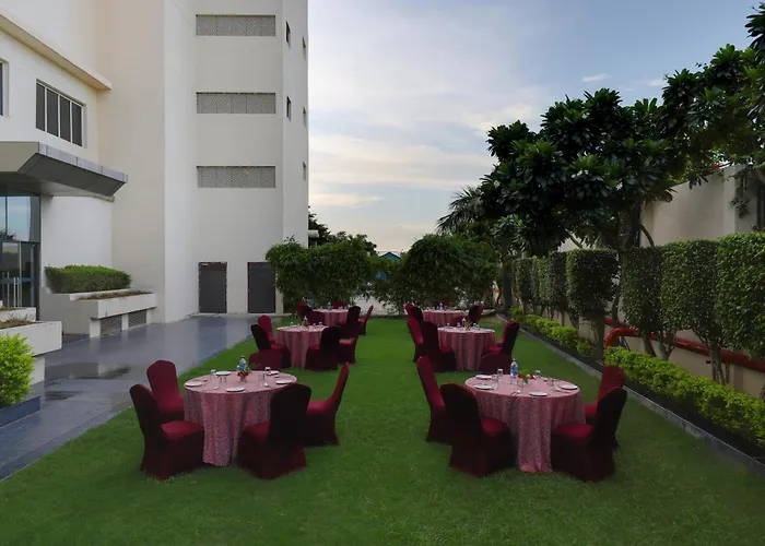 Saura Hotel, Agra - A Club Mahindra Associate