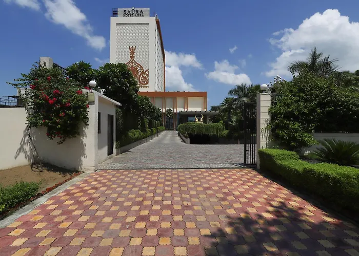 Saura Hotel, Agra - A Club Mahindra Associate