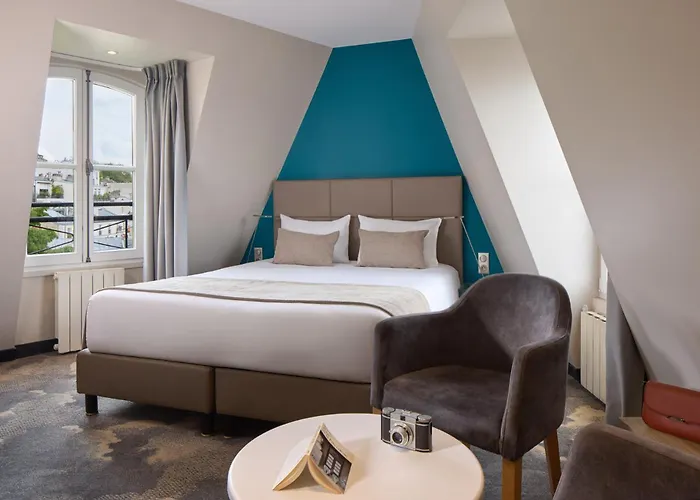 Timhotel Montmartre París