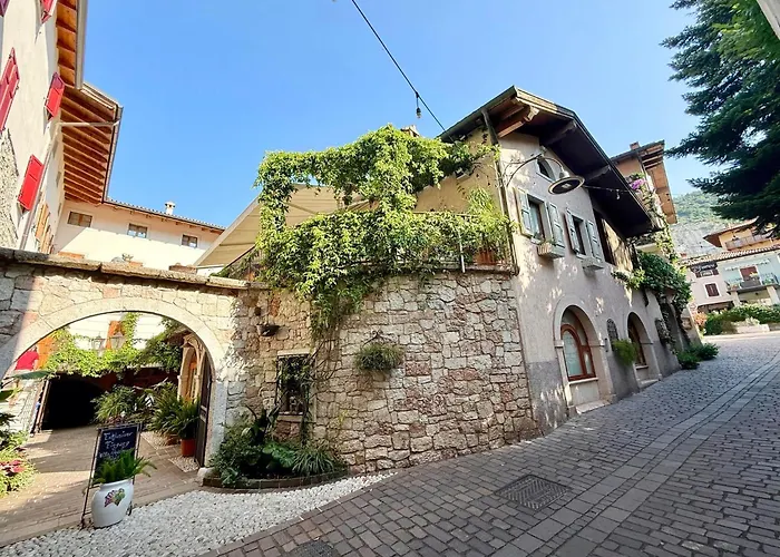 Da Gianni E Villa Annamaria Arco