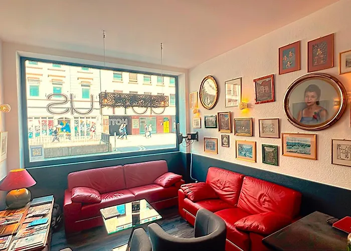 Domus Hotel