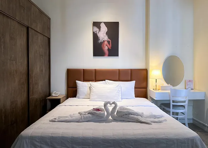 Eva Adam Hotel