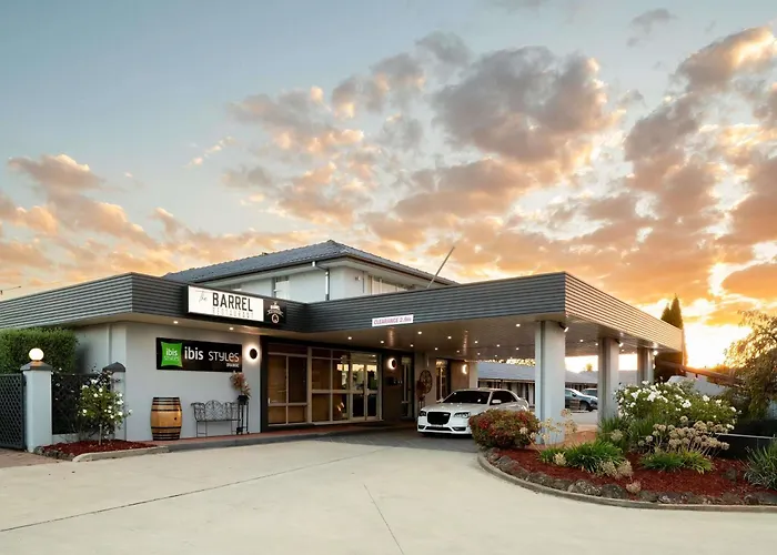 Ibis Styles Orange