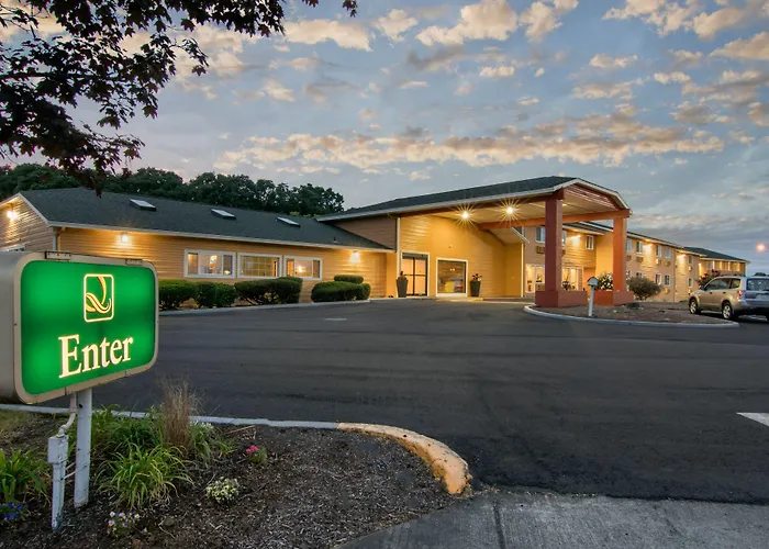 Quality Inn & Suites Albany Corvallis