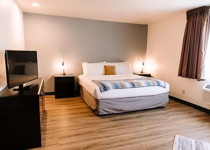 Days Inn By Wyndham Eugene Downtown/University