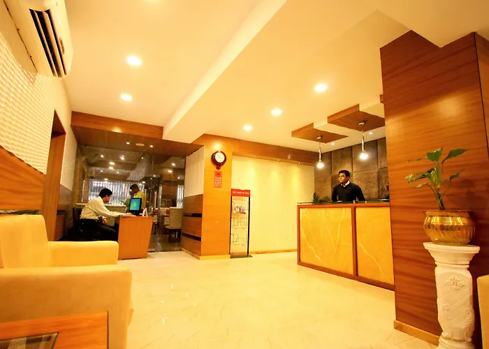 Hotel Crestwood Kolkata