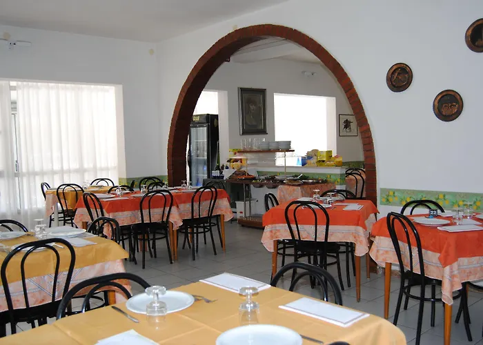 Hotel Trevi