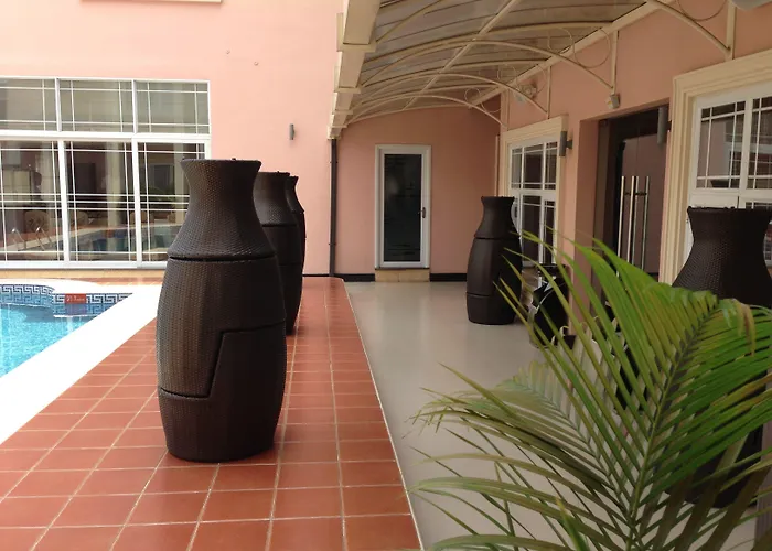 Grandbee Suites Ikeja