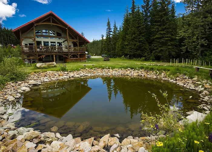 Heather Mountain Lodge Rogers Pass