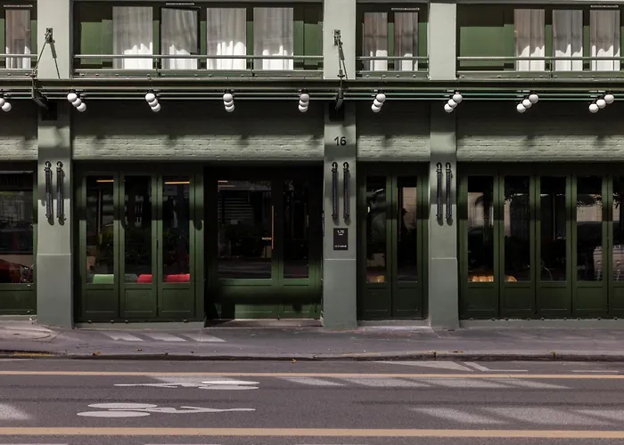 1.75 Paris Le Charme Hotel