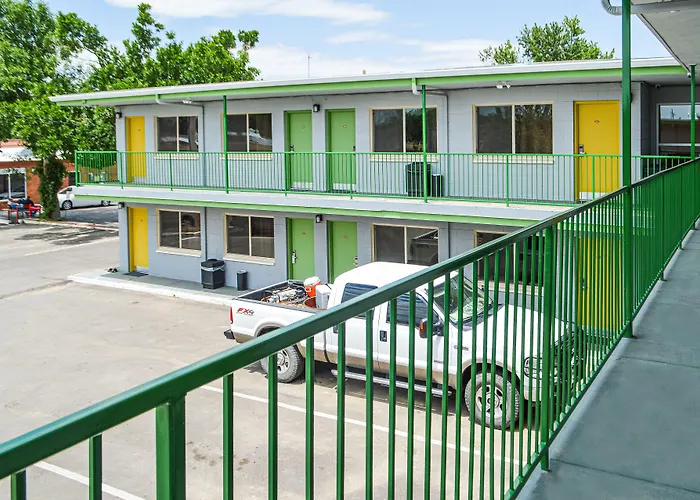 Greeley University Inn/ Greeley Inn