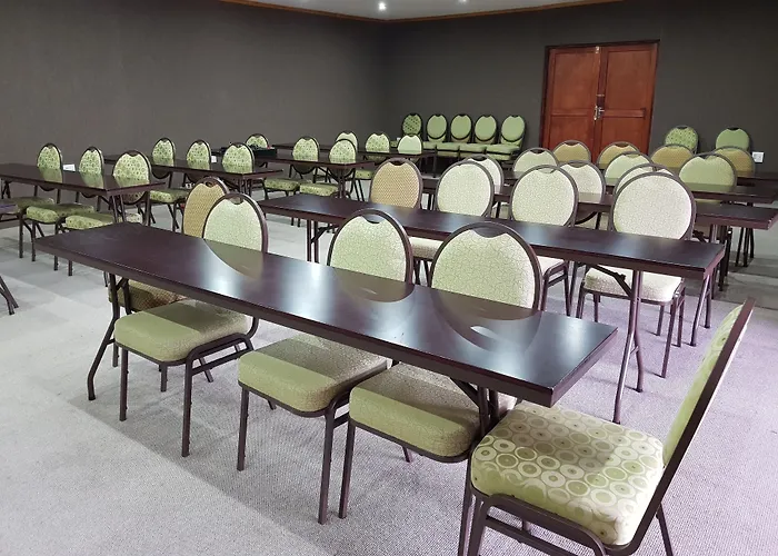 Oceans Hotel & Self Catering Mossel Bay