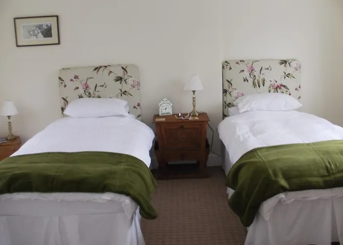 Hollyburn Bed And Breakfast