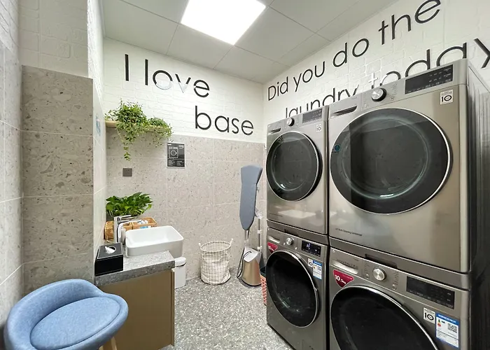 Base-Sanlitun Serviced Apartment