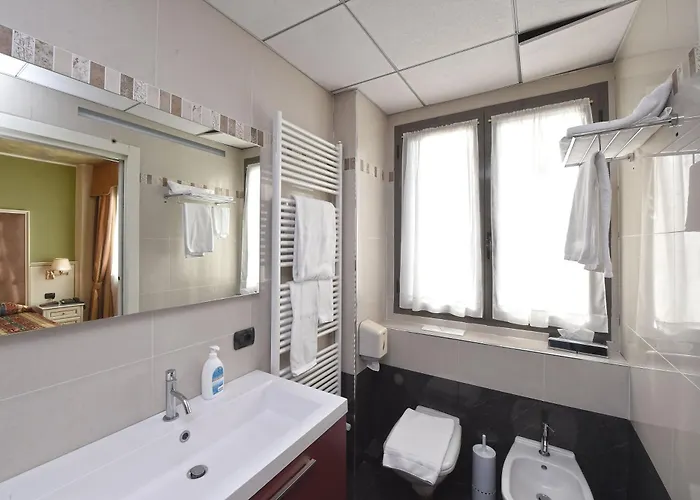 Hotel La Bussola Novare