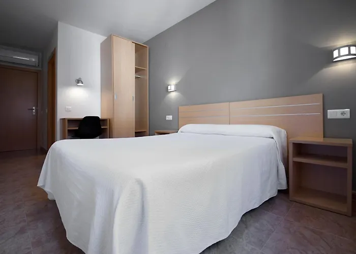 El Cami Hotel