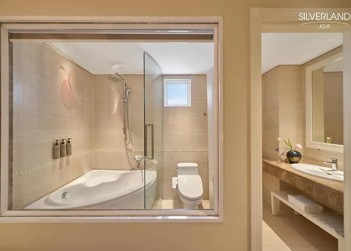 Silverland Jolie Hotel