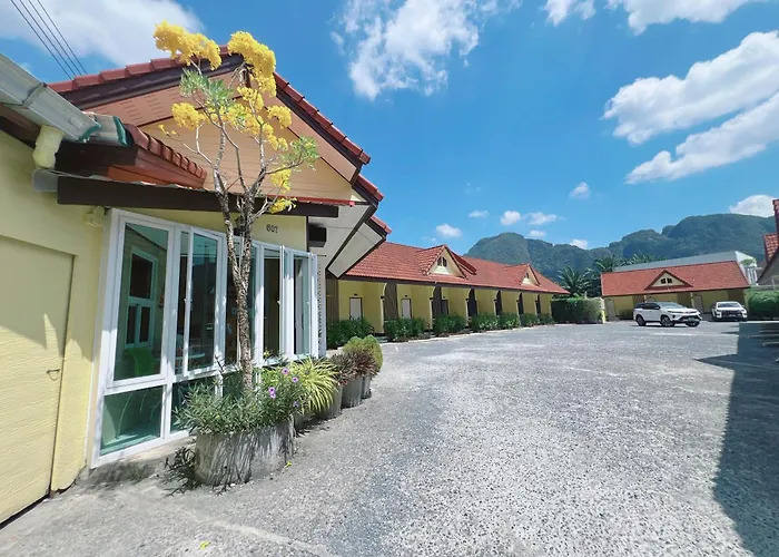 Rachawadee House Phang Nga