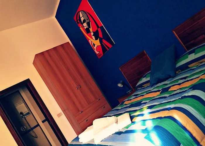 Seven Rooms