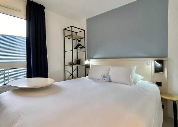 Kyriad Hôtel La Fleche