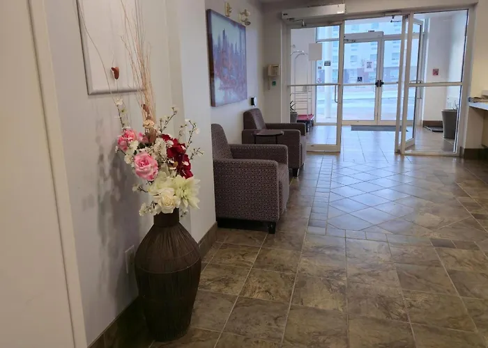 Super 8 By Wyndham Estevan