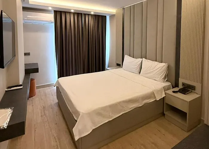 Kayalar Hotel