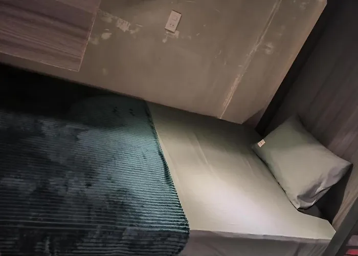 Tzone'S Hostel - Quiet Place