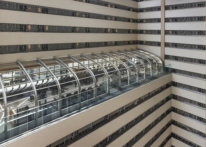 New York Marriott Marquis Hotel