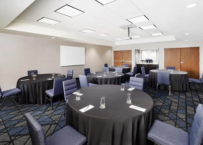 Courtyard By Marriott Phoenix Mesa Gateway Airport