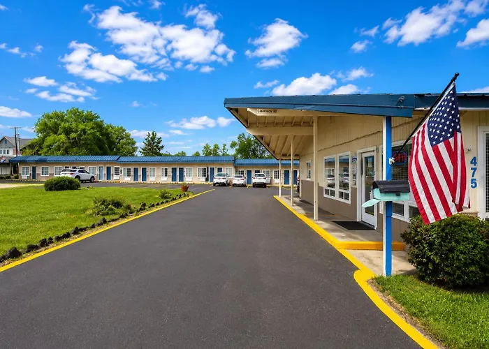 Royal Gateway Motel Bend