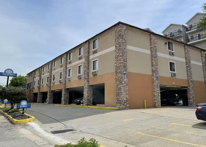 Days Inn By Wyndham Jersey City