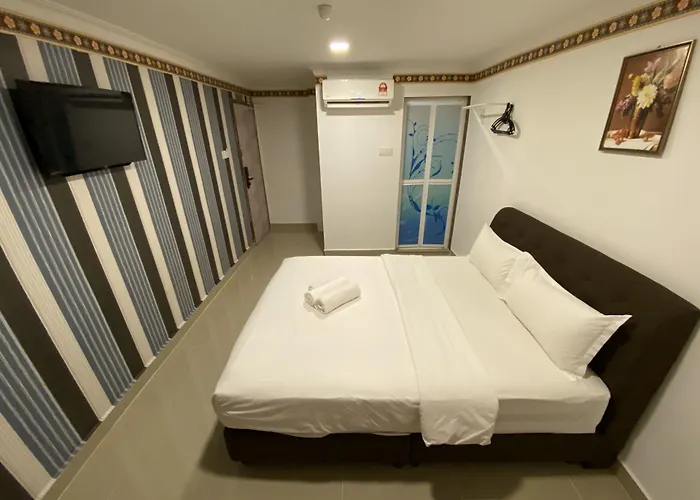 Shobi Hotel Johor Bahru Near Ciq Jb