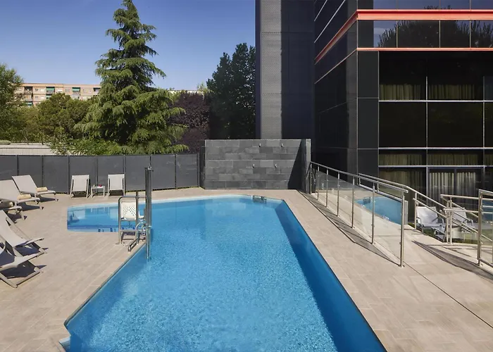Nh Madrid Ribera Del Manzanares Hotel