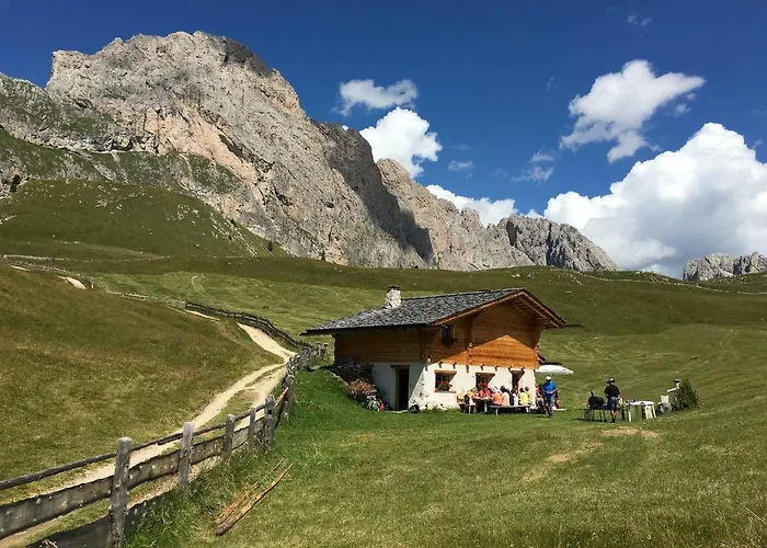 Hotel Garni Vanadis Urtijëi