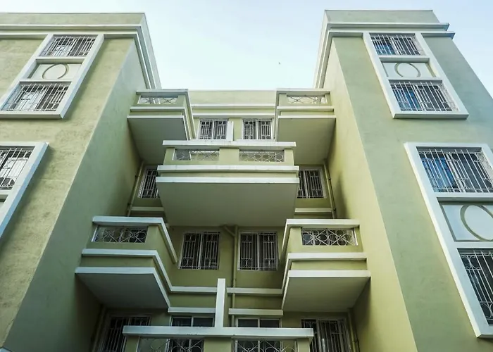 Treebo Luxe Suite, Shivaji Nagar Pune