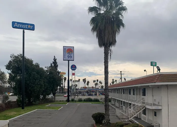 Motel 99 Fresno